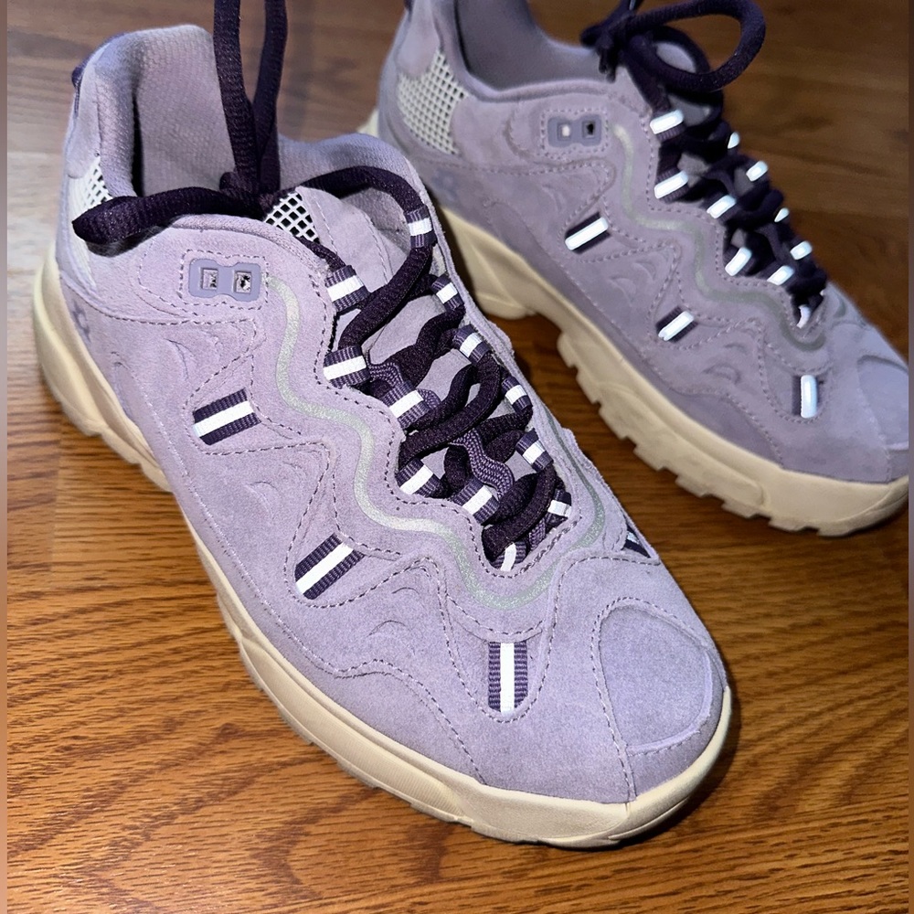 For all my sneaker heads you’ll definitely want these! They’re so cute & perfect